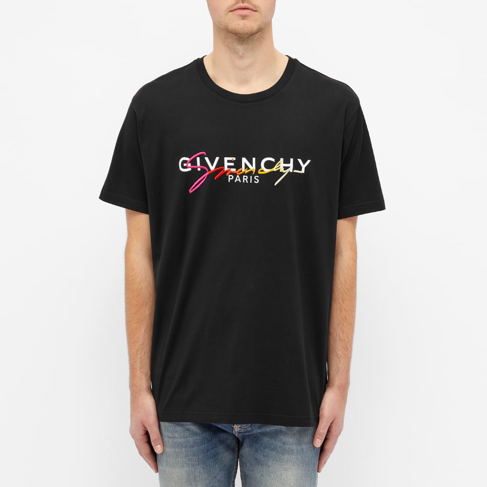 [지방시] 남성 레인보우 시그니처 로고 반팔 티셔츠 (블랙) BM70YQ3002 001