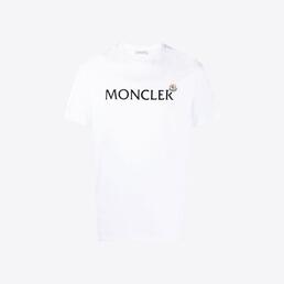 몽클레어 남성 레터링 자수 로고패치 반팔 티셔츠 (화이트) 8C00047 8390T 001